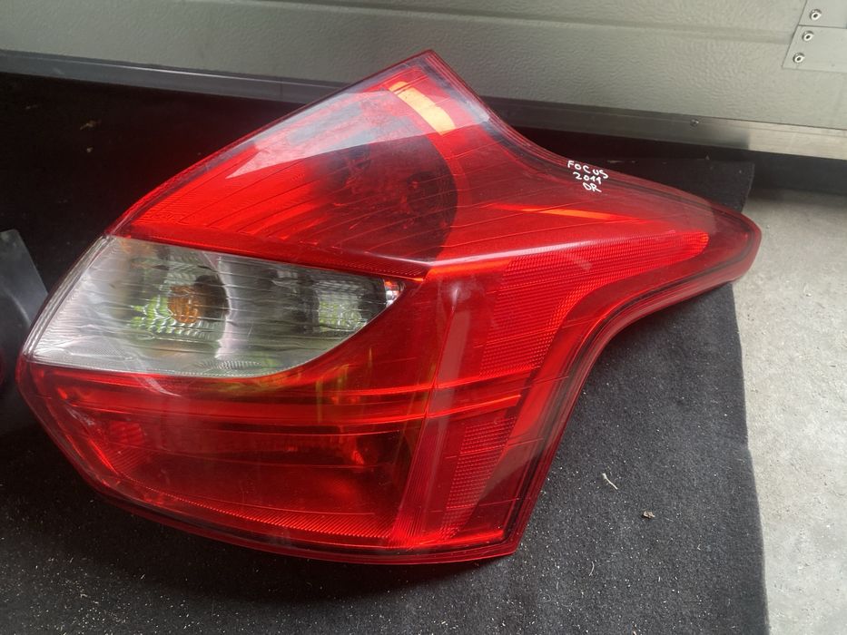 Tripla-Triple/Stop stanga-dreapta Ford Focus 3 MK3 2011