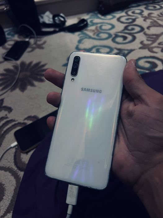 Samsung Galaxy A50 64ГБ