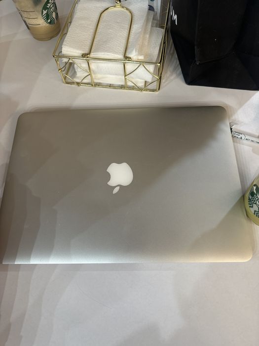 Mac Book air 13 inch 2017