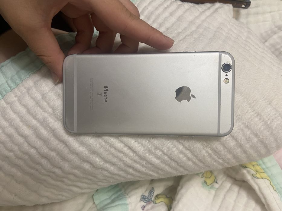 Айфон 6s срочно продаю