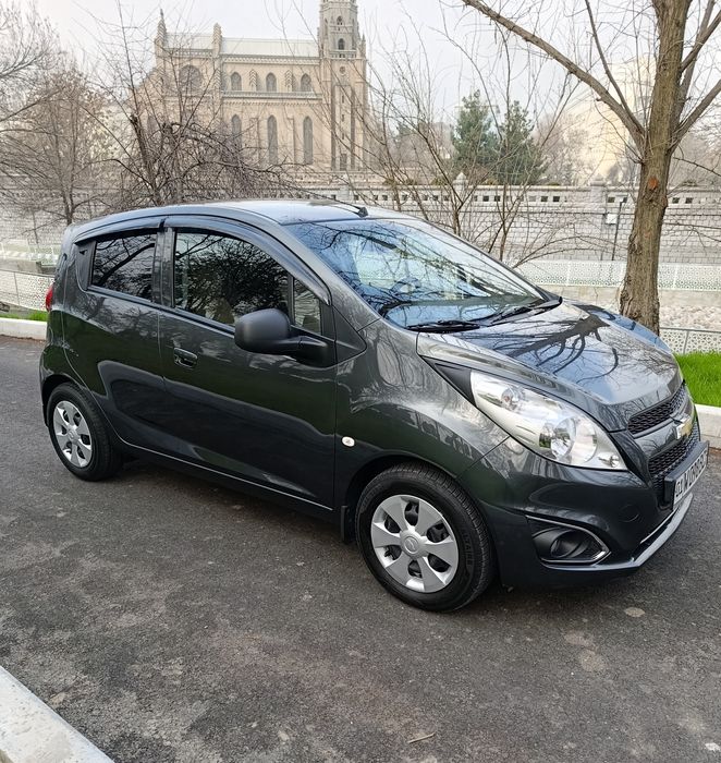 Продаётся автомобиль  Spark