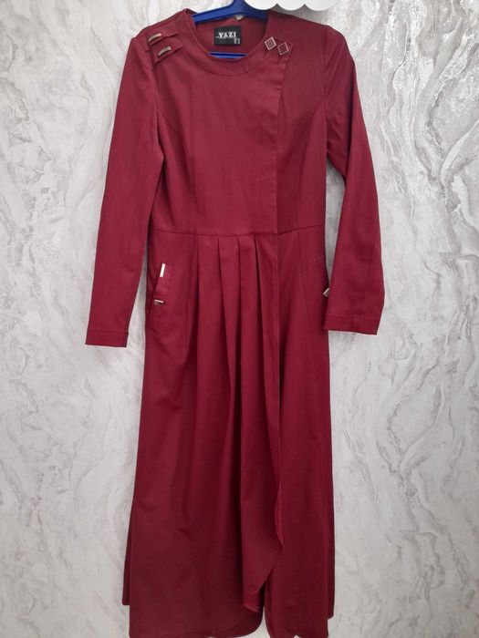 продам платье в пол