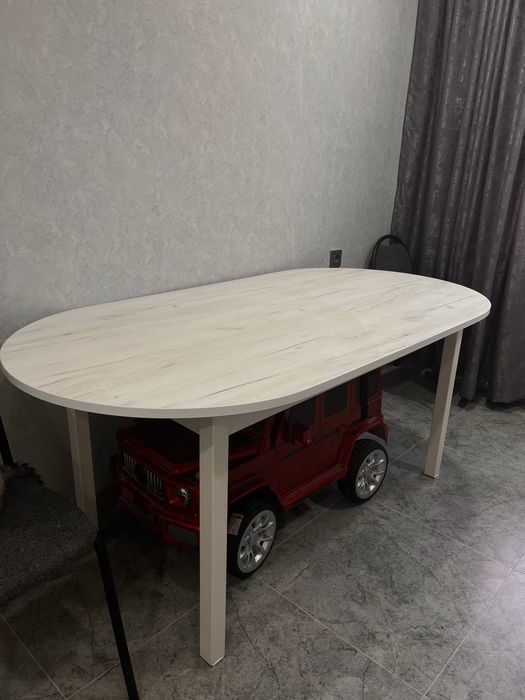 Большой Стол кухонный