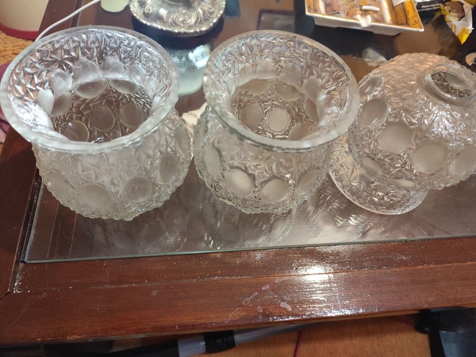 АбажуриНови нощни лампи и лампиони