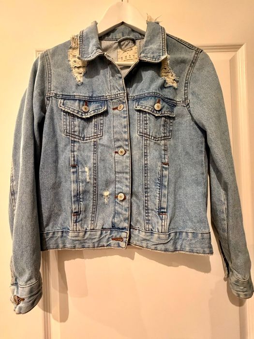 Geaca de blugi perfecta pentru tinute casual de la Denim Co