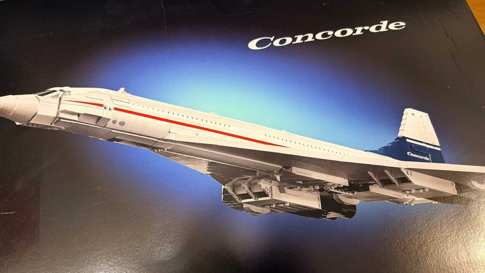 LEGO Concorde (colectia LEGO ICONS)