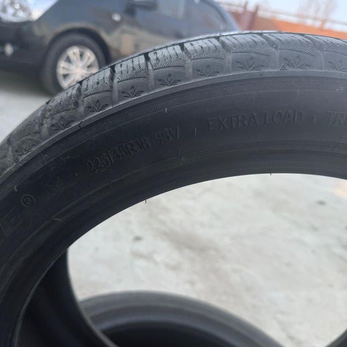 Зимние шины комплект