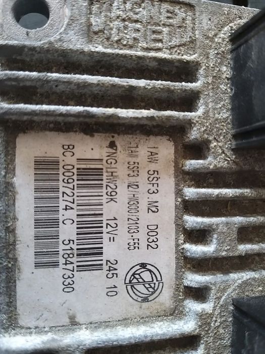 Ecu calculator motor 1.4 b fiat grande punto 199 5sf3m2d032 bc0097274c 51847330