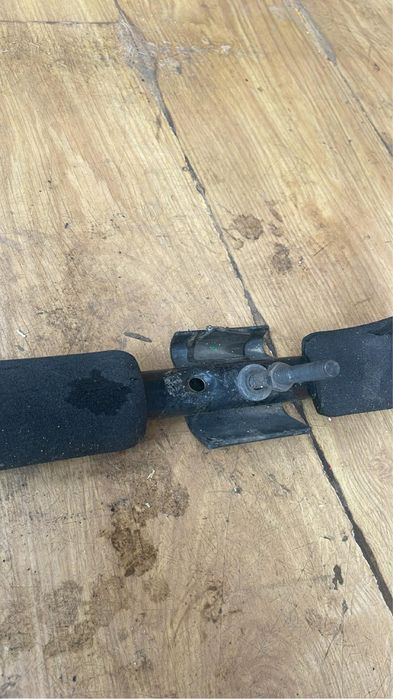 Автобагажник тип платформа за три велосипеда THULE