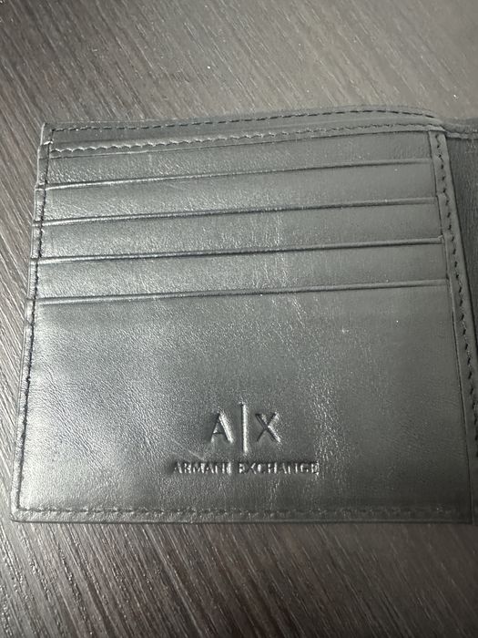 Portofel pentru bărbați Armani Exchange.