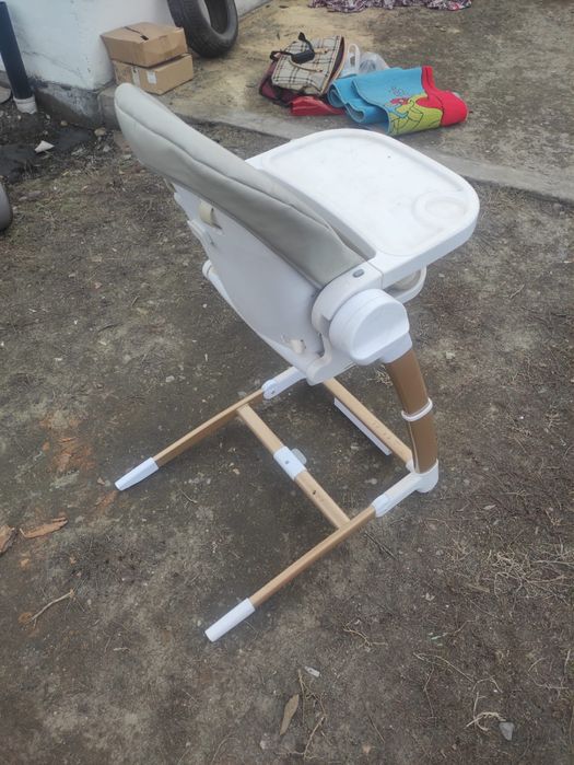 Стул для кормления