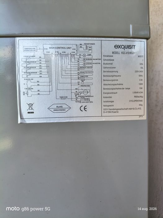 combină frigorifică Exquisit, modelul KGC-410/90 A+, cu un volum brut de 325 litri și o putere de 190W.