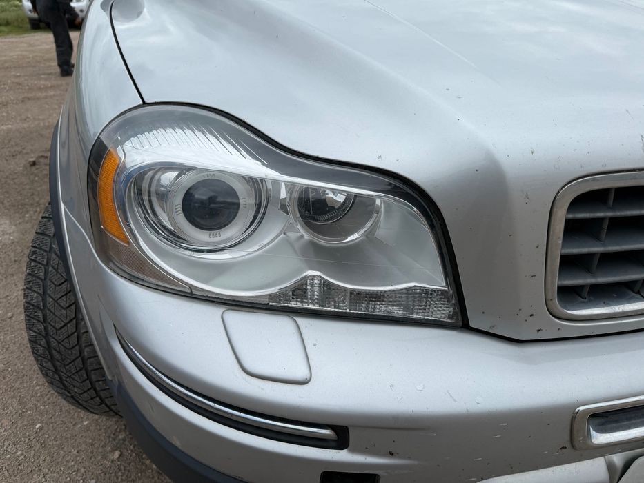 На части Volvo xc90 2.5 дизел auto 2012 година