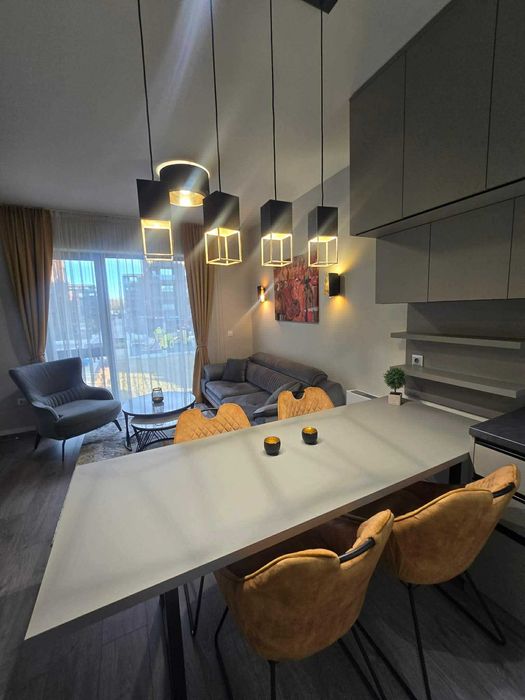 Дава се под наем Двустаен апартамент в София, Хладилника - 56 кв.м за 997.05 € - Снимка #5