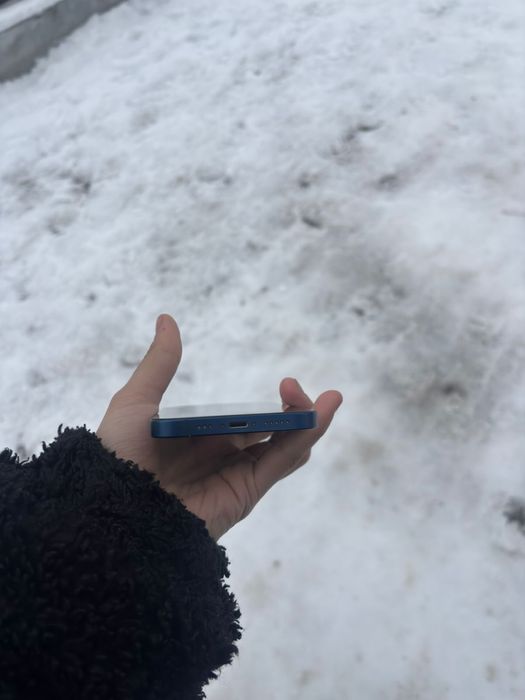 Iphone 12 в хорошем состоянии