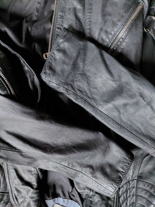 Яке GAS естествена кожа