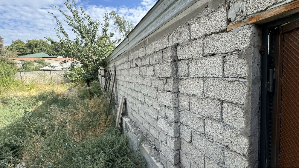 Yer sotiladi Qibray botanika 6.5 sotix