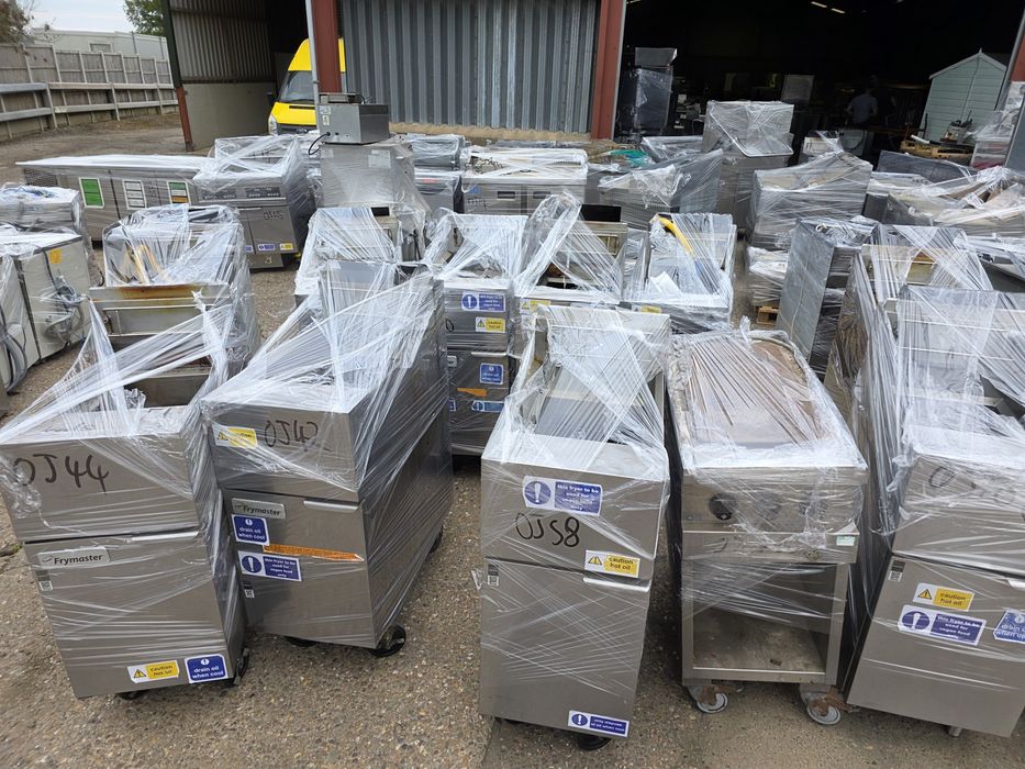 Пицарска маса  фостер 3300лв