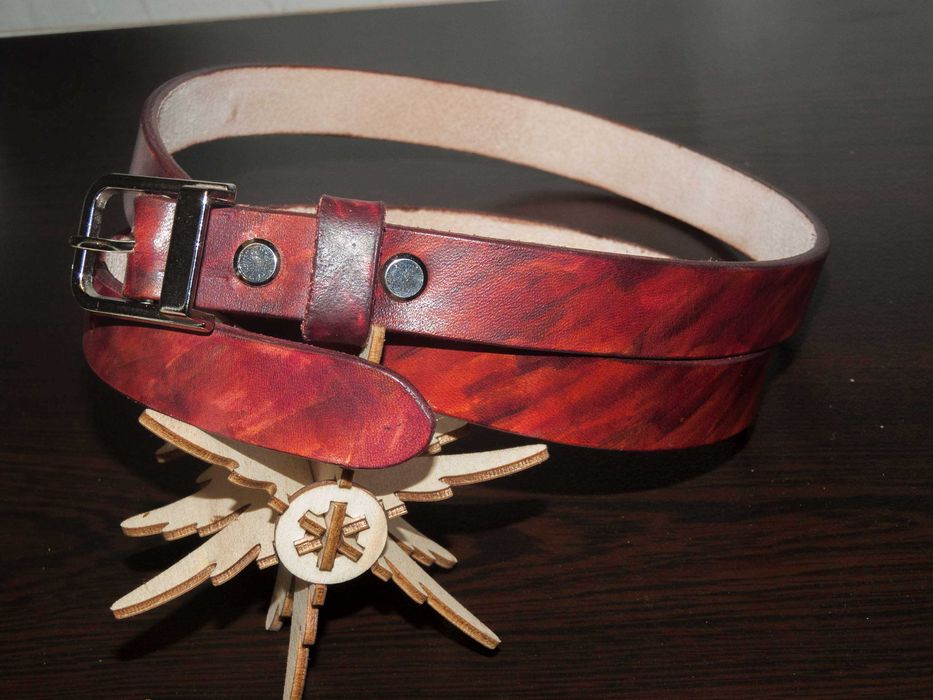 Дамски колан от естествна кожа, ръчна изработка