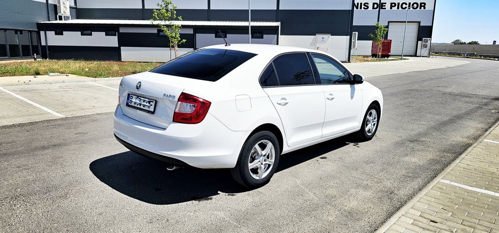 Skoda Rapid sedan
