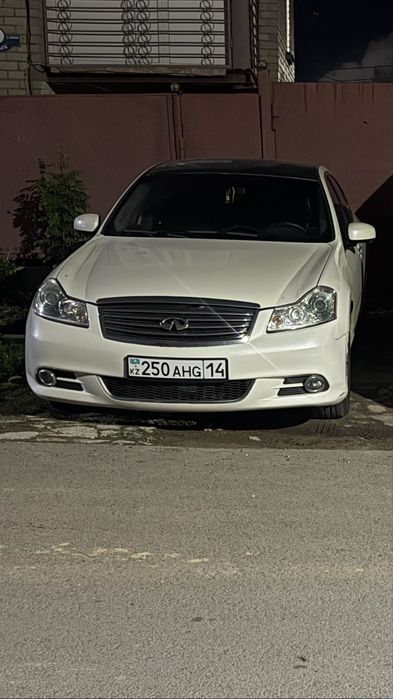 Продам автомобиль Nissan Fuga