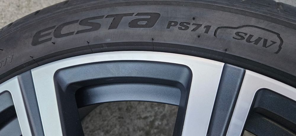 Anvelope vara set 4 buc ptr BMW X5 G05 X6 G06 profil 7 mm  275 35 22 / 315 30 22 Kumho DOT 2023