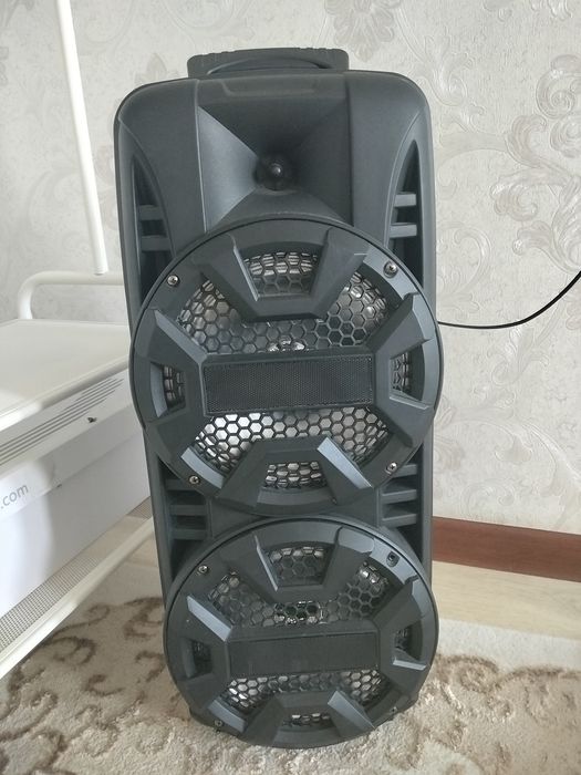 Музыкальная колонка