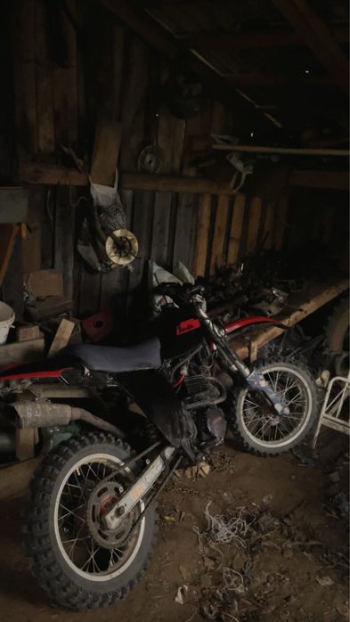 Cross aprilia 650