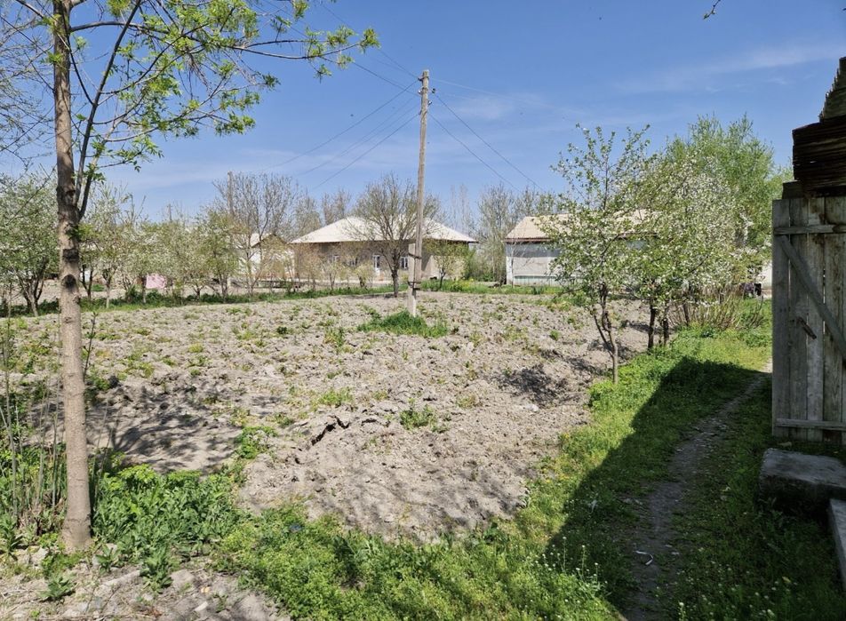 Samarqand, jomboy tumani , shirinkent qishloq srocna uy sotiladi