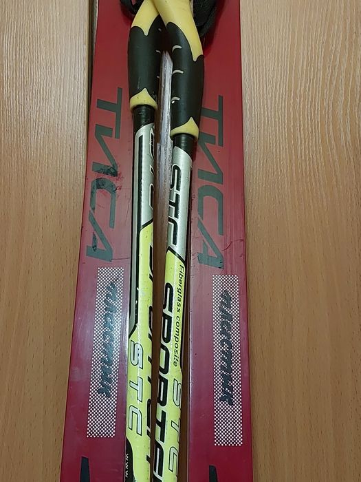 Лыжи пластиковые