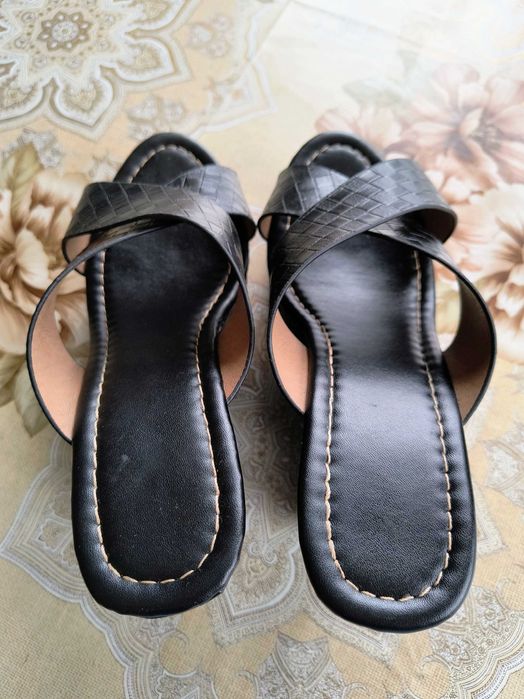 Дамски сандали на платформа