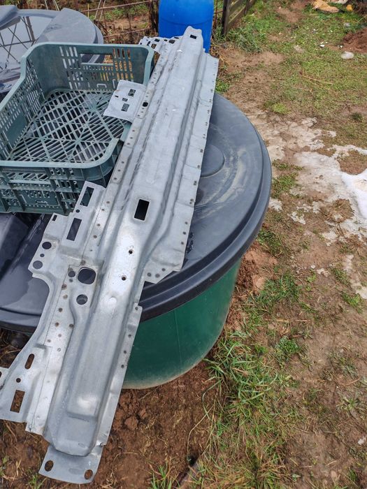 Armătură bară față T4 Caravelle