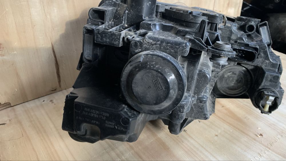 Фар за  Skoda Scala