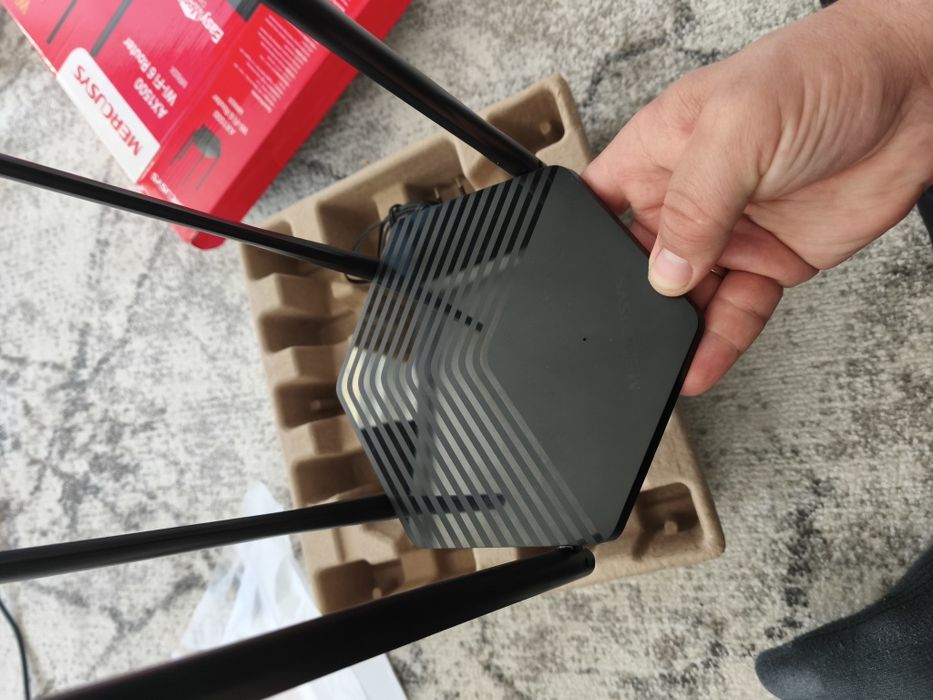 Router Wireless NOU Mercusys MR60X Wi-Fi 6 Dual-Band Gigabit AX1500