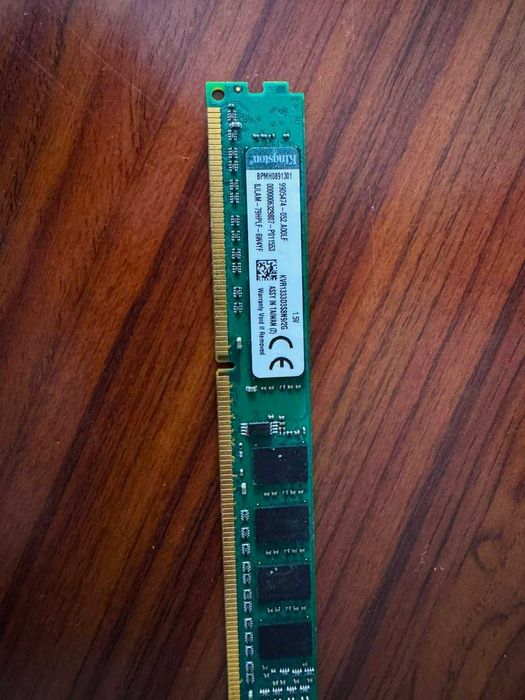 Oперативная память (ОЗУ) 4гб  2*2gb DDR3 1600Mhz