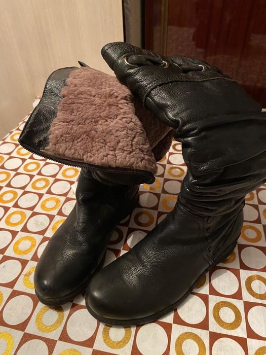 Сапоги кожаные в хорошем состоянии