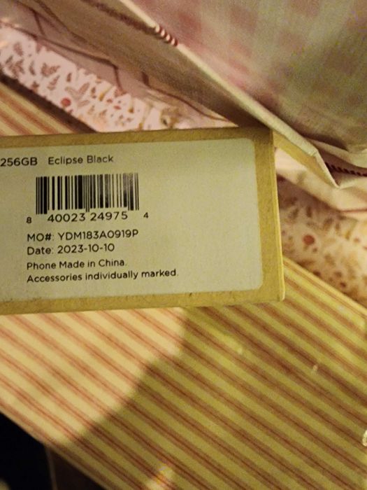 Moto Edge 256GB ,144Hz 6.6 дисплей Чисто нов. .