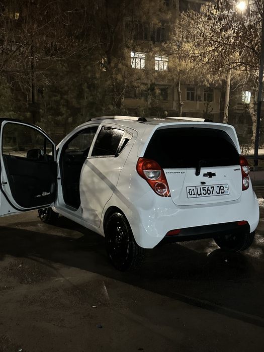 Автомобиль Спарк