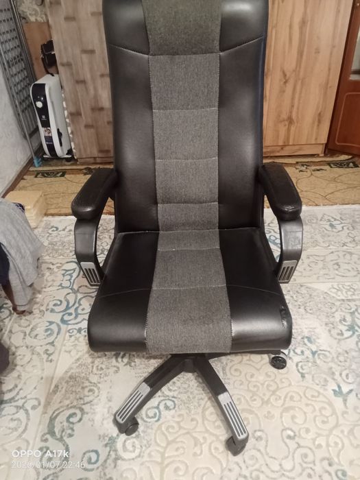 Продам кресло бу