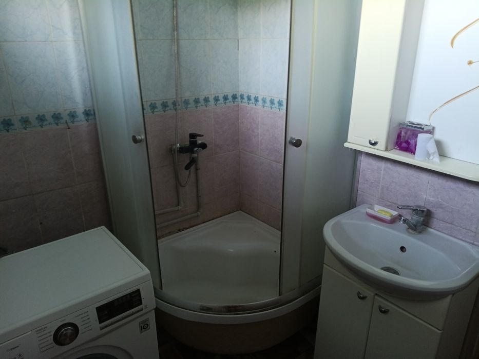 Продам квартиру 3 комнатную