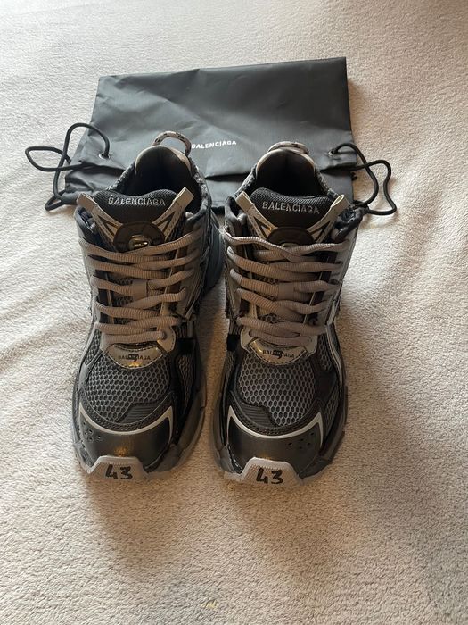 Balenciaga Runner   43