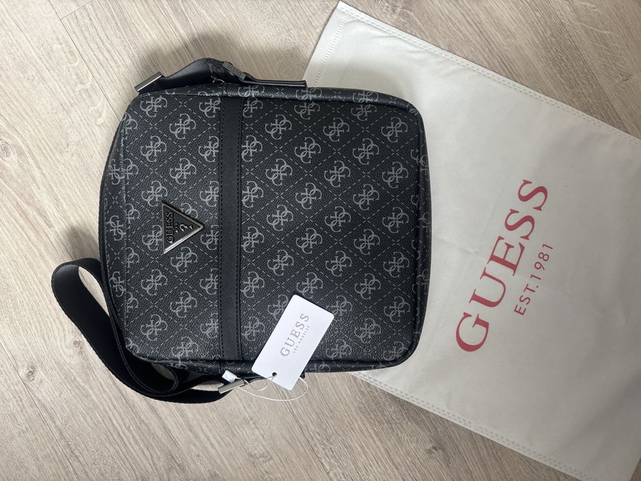 Продам барсетка Guees