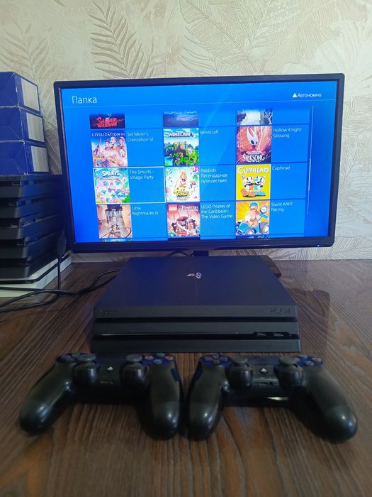 Ps4 PRO 1TB 4k UHD goldhen proshivkali