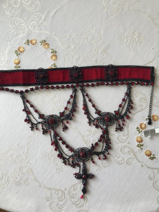 Pilgrim Готик колие чокър