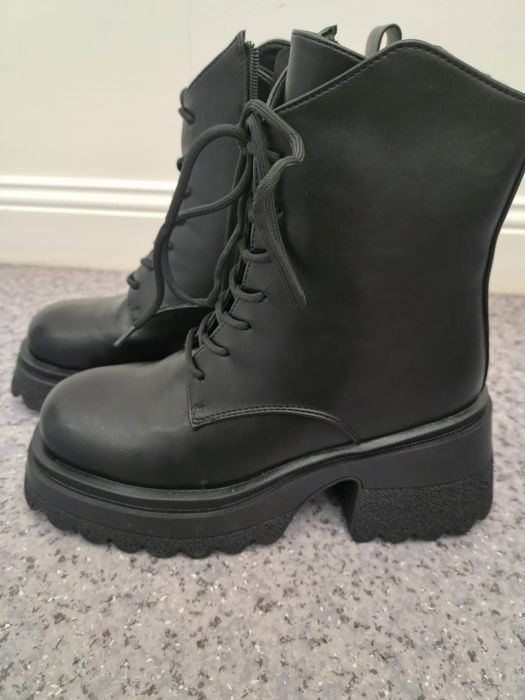 Продаю новую обувь