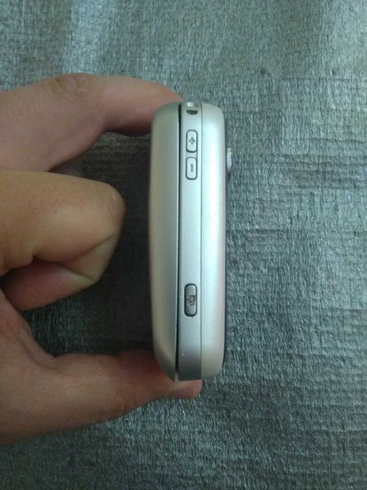 Продам Nokia 6111