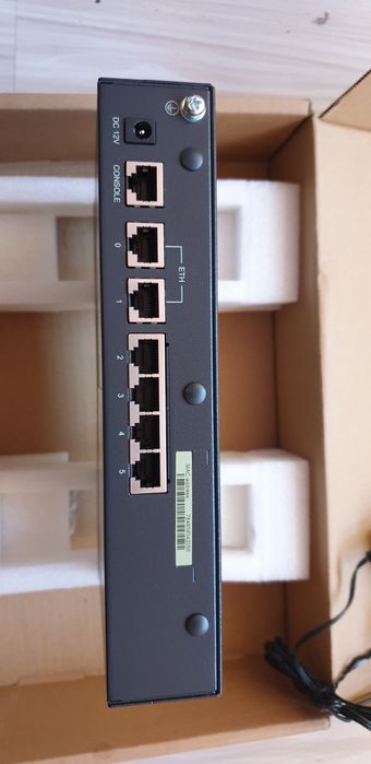 router HP A-MSR900     JF812A