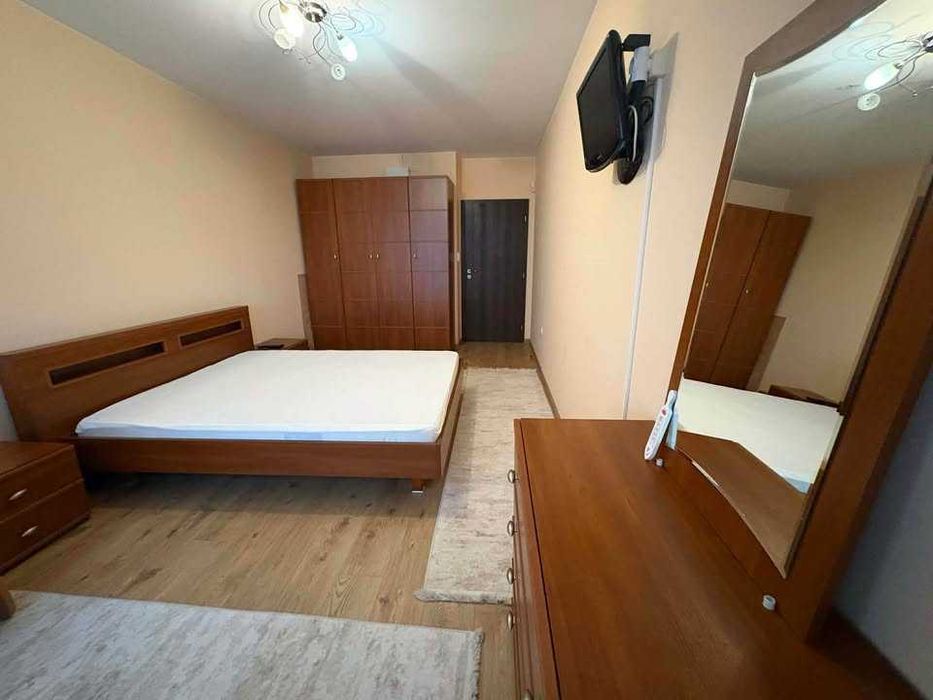 Двустаен обзаведен апартамент в Манастирски ливади-запад