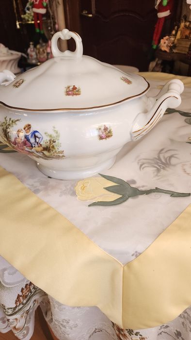 Супница большая красивая