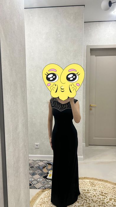 Платья по  10000 ,торг ,